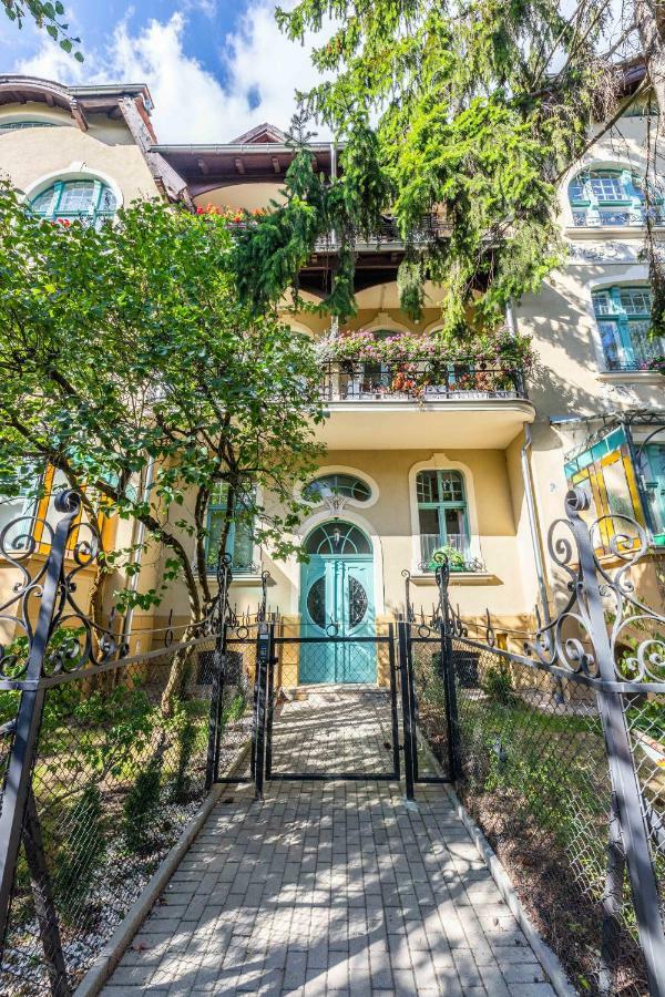 Victus Apartamenty, Rewa Lägenhet